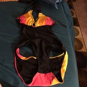 Backless one piece swimsuit